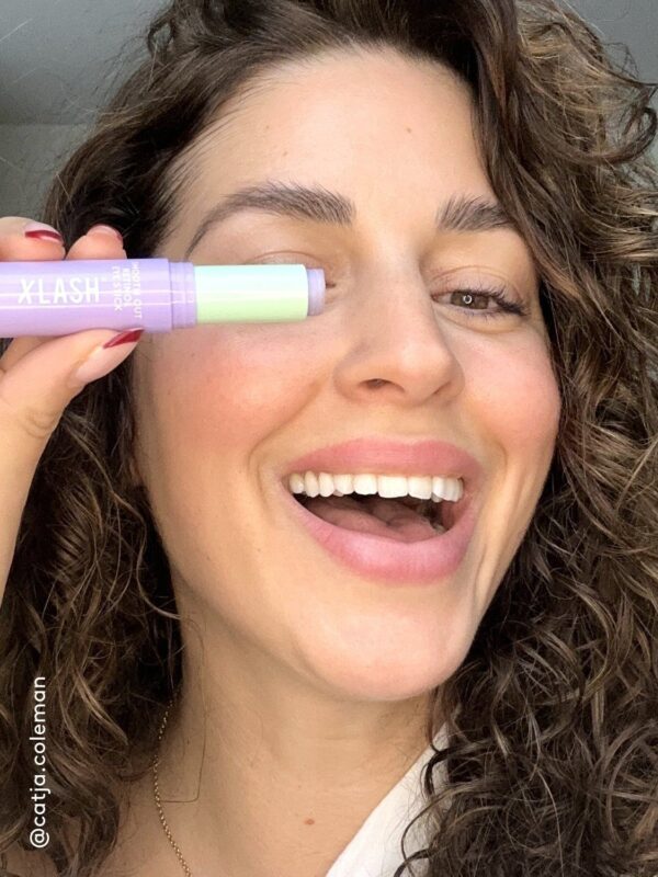XLASH Smooth out retinol eye stick - Image 3
